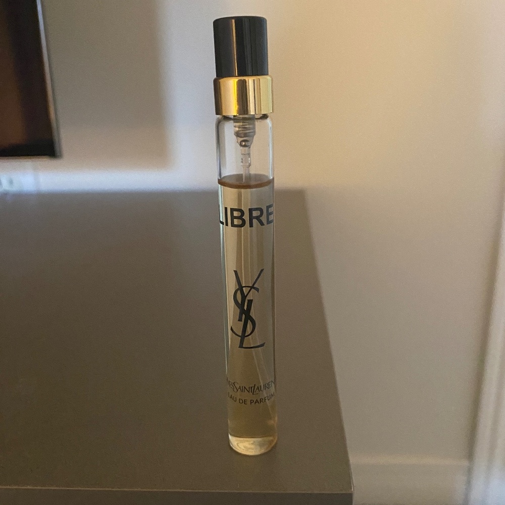 Yves Saint Laurent YSL Libre Eau De Parfum Travel Spray